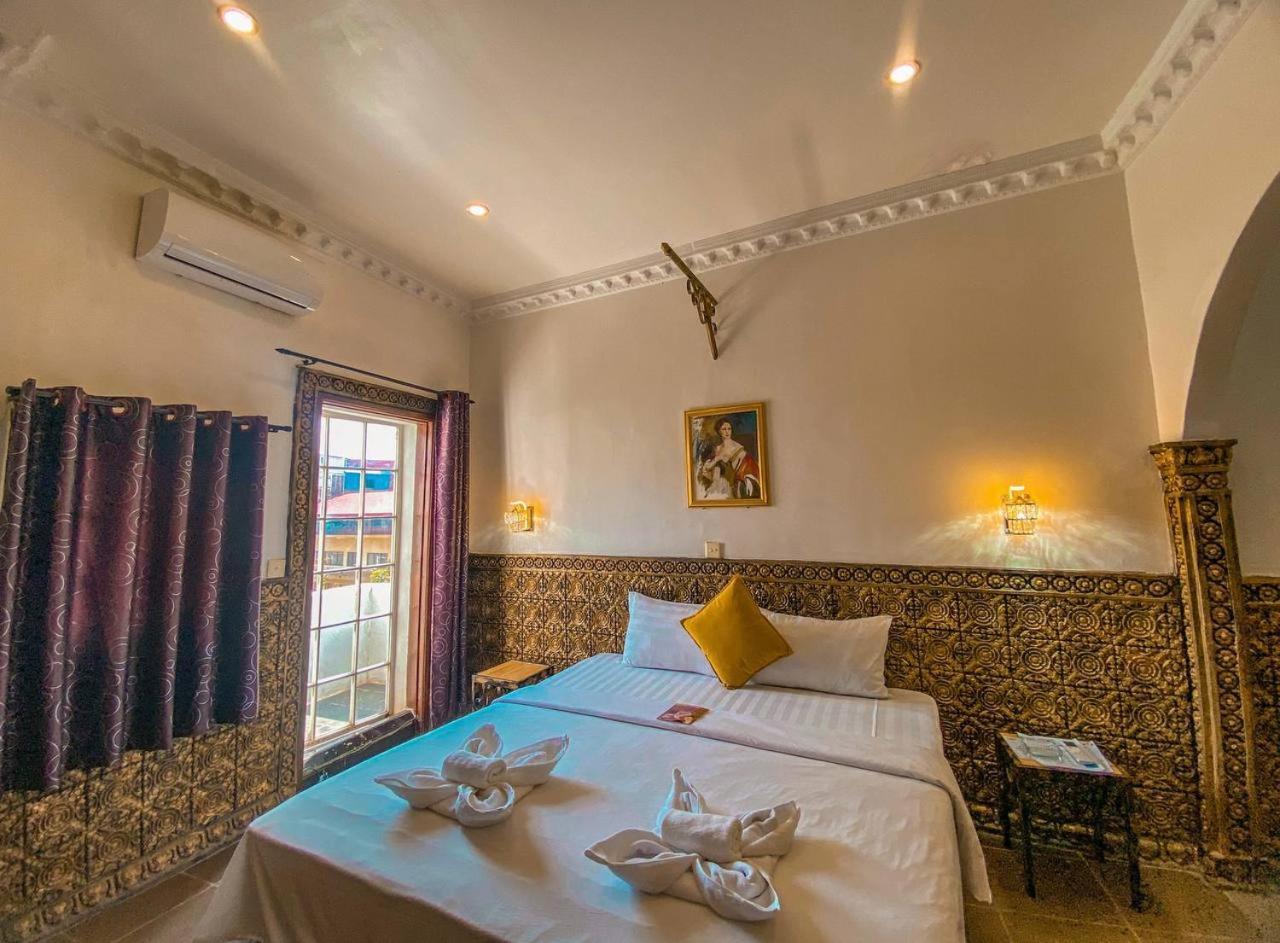 Le Casablanca Hotel Phnom Penh Zewnętrze zdjęcie