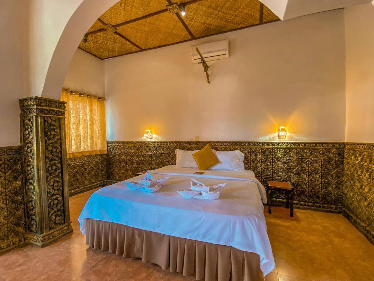 Le Casablanca Hotel Phnom Penh Zewnętrze zdjęcie